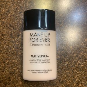 Make Up Forever Mat Velvet+